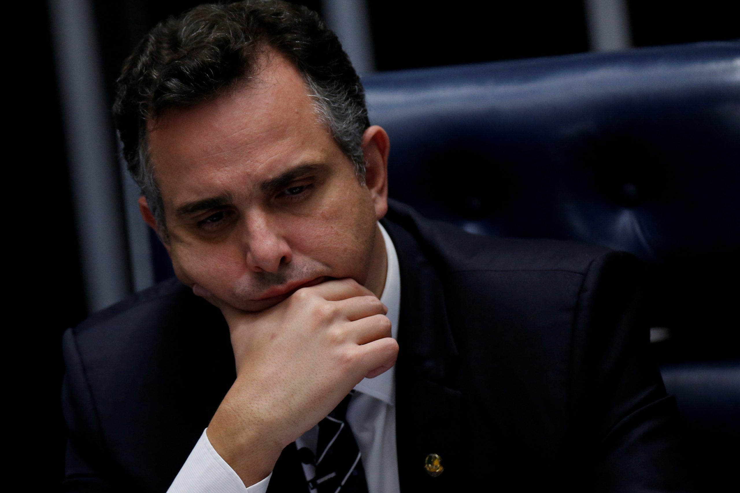 Após apagão, Pacheco defende regulação da Inteligência Artificial