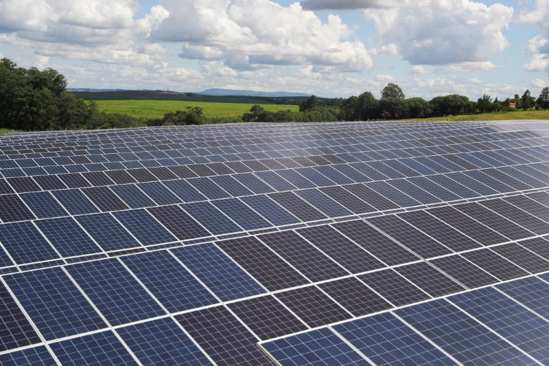 Operadoras de telecom entram no mercado de energia solar