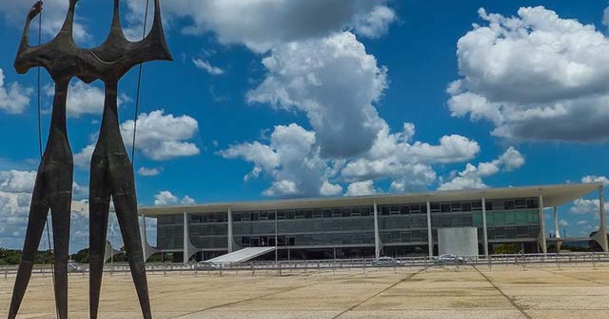 Governo tem todos os instrumentos para cumprir meta fiscal em 2024, diz secretário do Planejamento