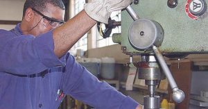 Em dezembro, índices de evolução de produção e de emprego ficaram de novo abaixo de 50