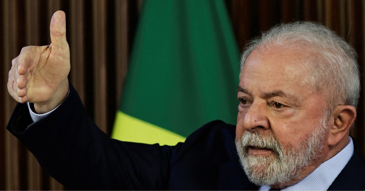 Lula diz ser favorável à seriedade fiscal, mas também à política e social