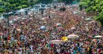 Foliões em Carnaval de Belo Horizonte