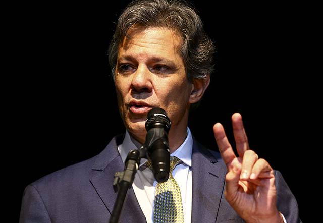 Haddad apresenta plano de ajuste de R$242,7 bi que levaria contas ao azul