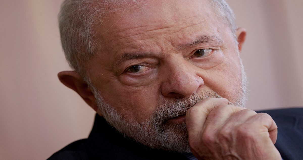 Lula promete retomar crescimento com retorno de 14 mil obras paralisadas