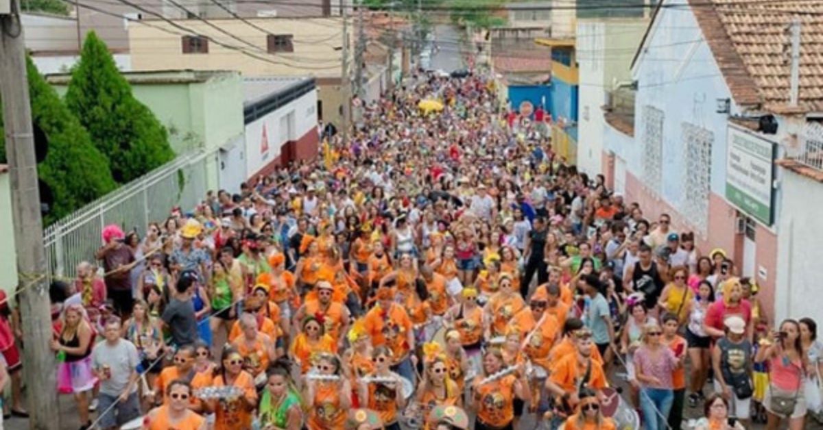 Blocos se reúnem em pré-Carnaval neste sábado em BH