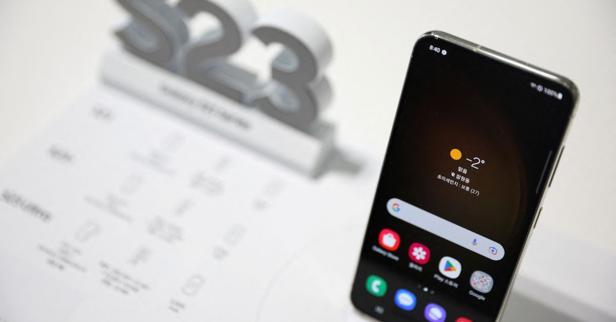 Venda de smartphones deve crescer no Brasil em 2023