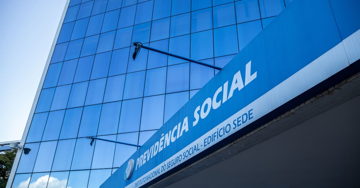 Contribuição ao INSS para autônomos e facultativos muda neste mês
