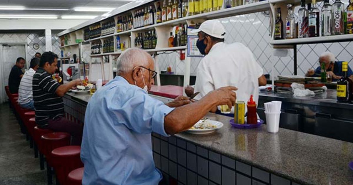 Abertura de pequenos negócios registra queda de 7% em Minas