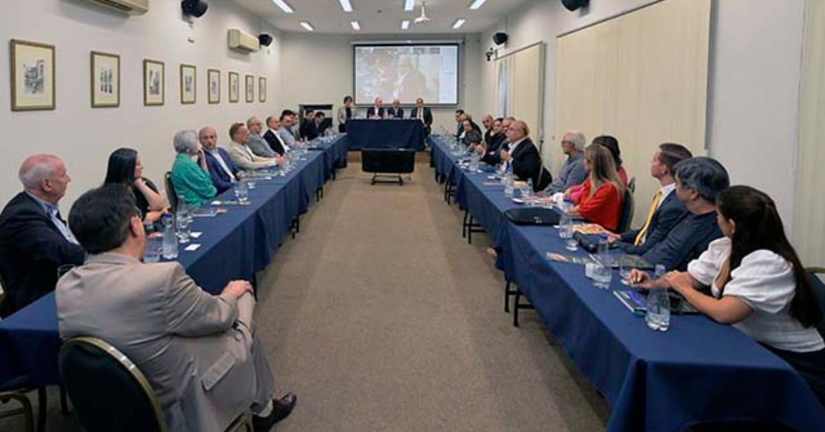 ACMinas e Corpo Consular fecham parceria