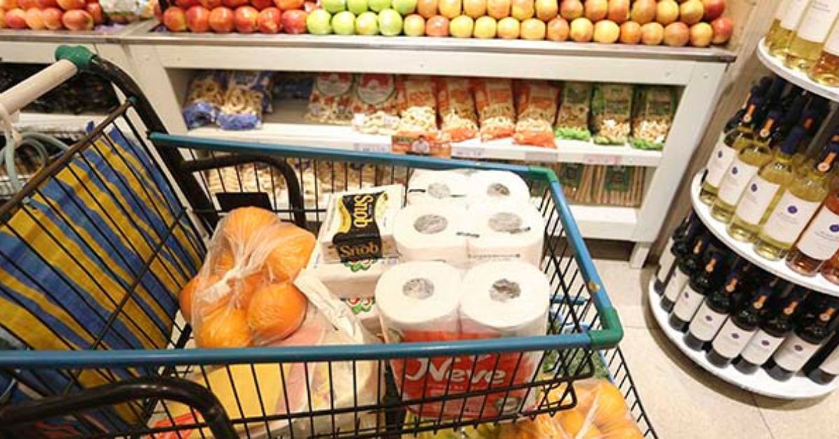 Juros elevados freiam a atividade econômica