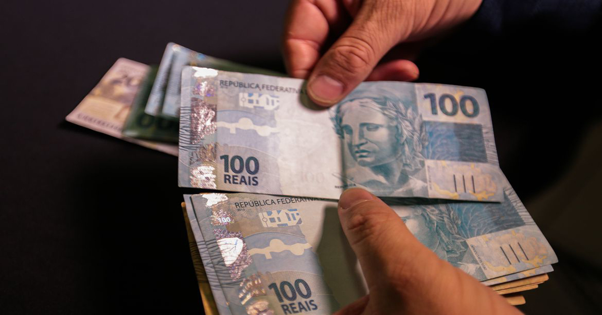 Projeto para paridade salarial entre homens e mulheres deve ser apresentado em 8 de março