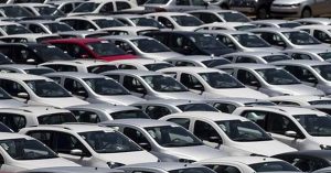 Vários automóveis