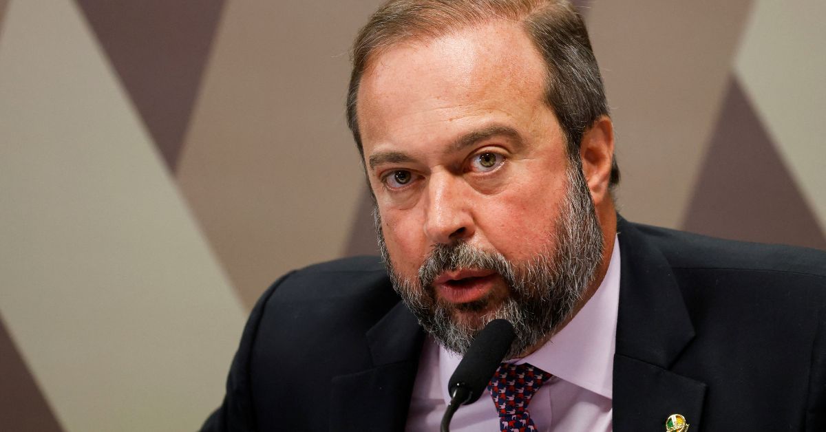 Governo volta a pedir que Petrobras, com nova diretoria, reavalie vendas de ativos
