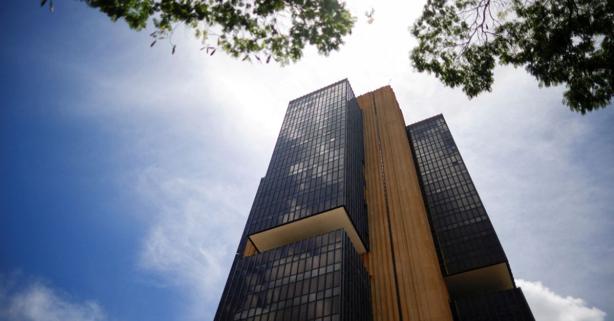 Mercado eleva projeções para inflação e PIB em 2023