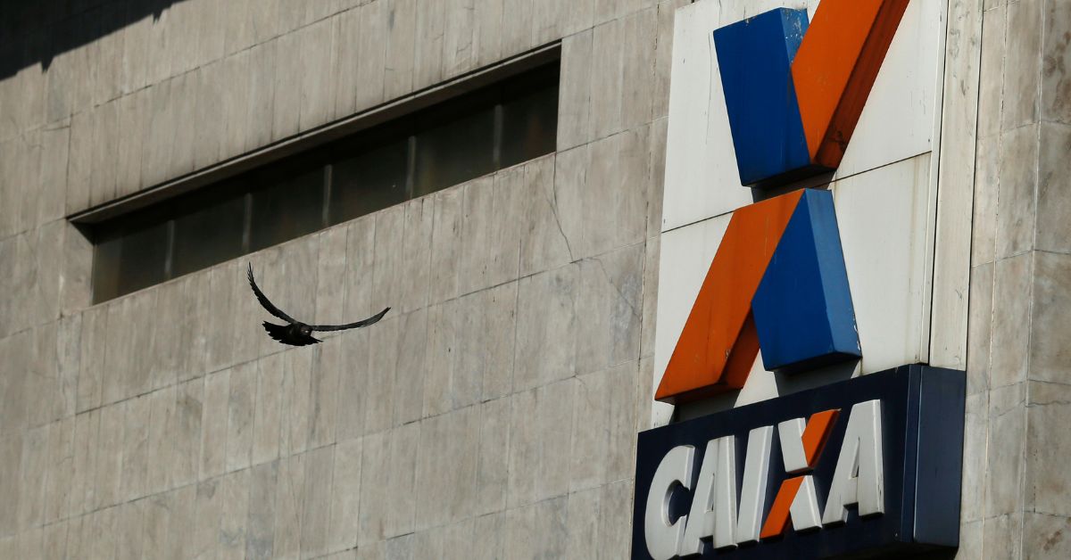 Pretensão do governo é manter Caixa como banco público