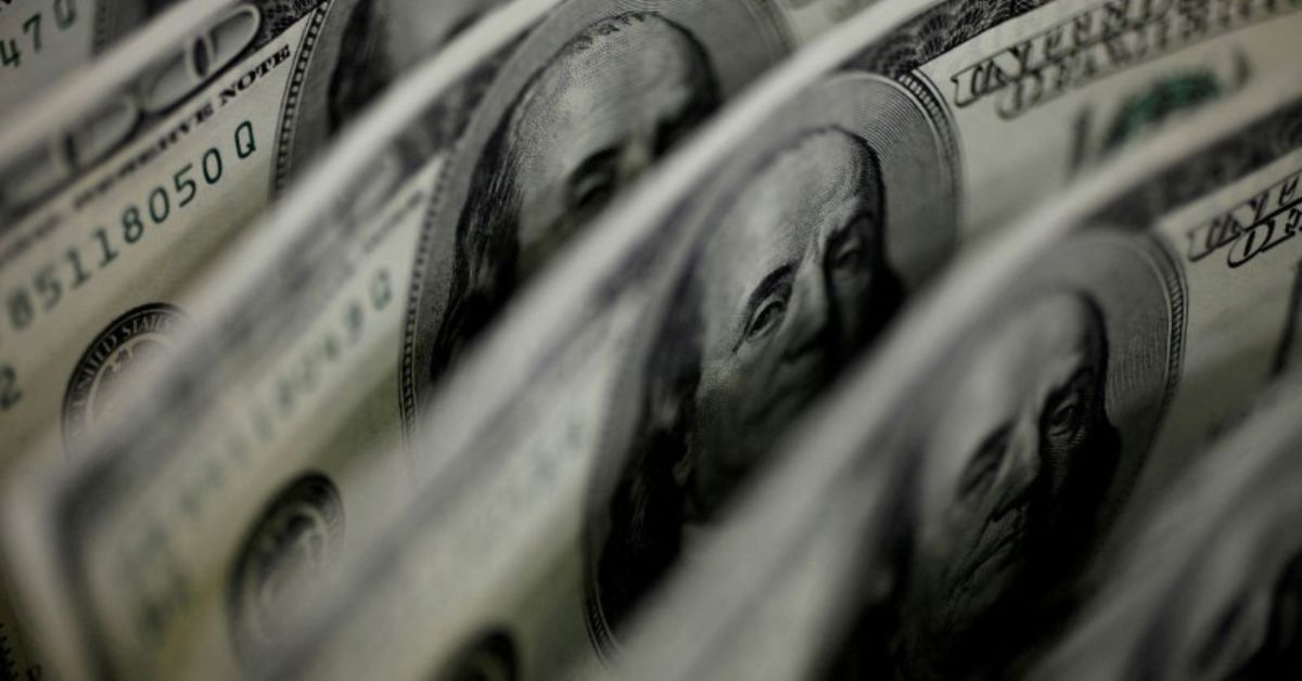 BC vende US$ 1,27 bilhão em novo leilão extra após disparada do dólar