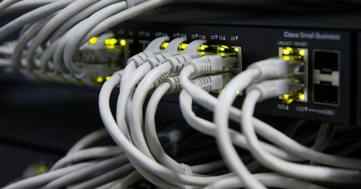 Empresa quer usar calor gerado por data centers para aquecer piscinas