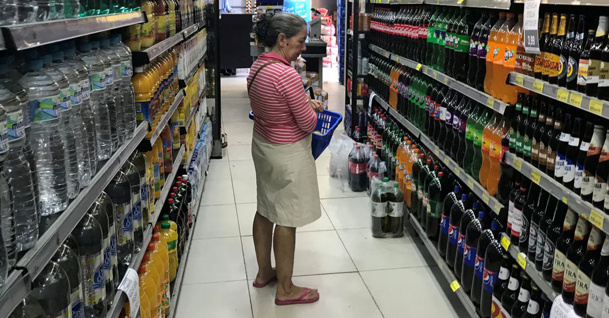 Embalagens de alimentos ocultam informações