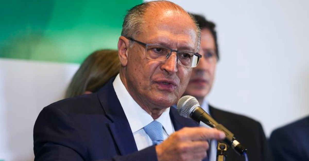 Nova regra fiscal combina curva da dívida, superávit e controle de gasto