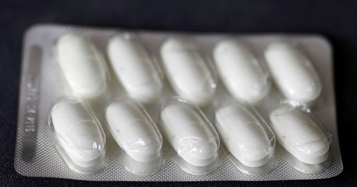 Governo define reajuste máximo de 5,60% para medicamentos em 2023