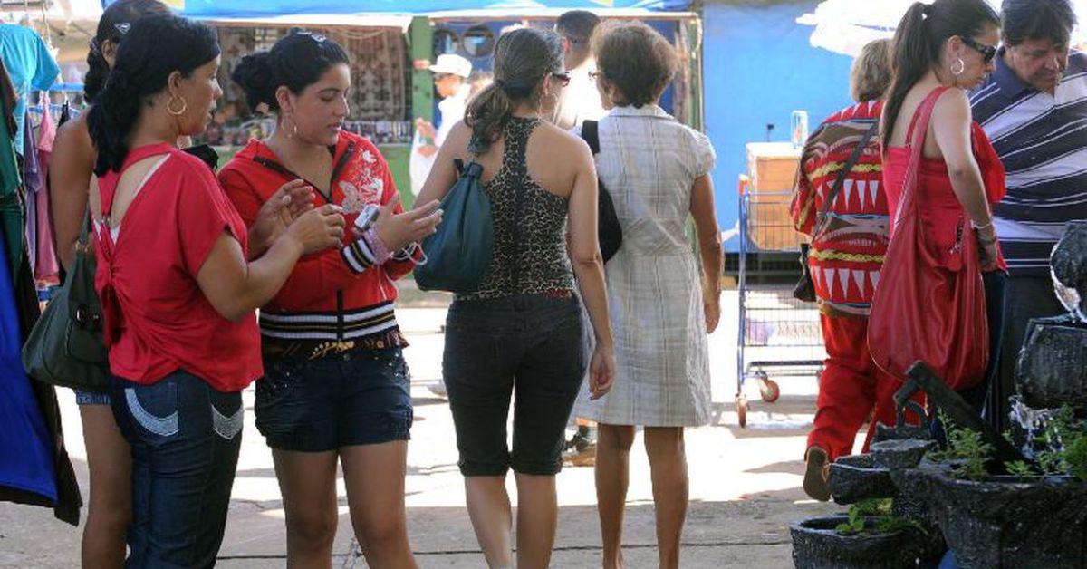 Presidente anuncia projeto para igualar salários de homens e mulheres