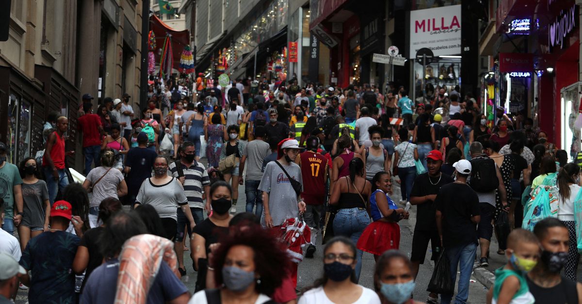 Setor de serviços do Brasil tem contração pela 1ª vez desde maio de 2021