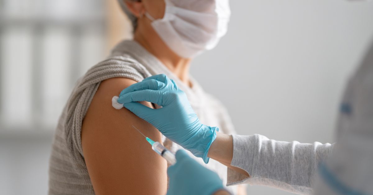 Vacinação contra a mpox começa em março