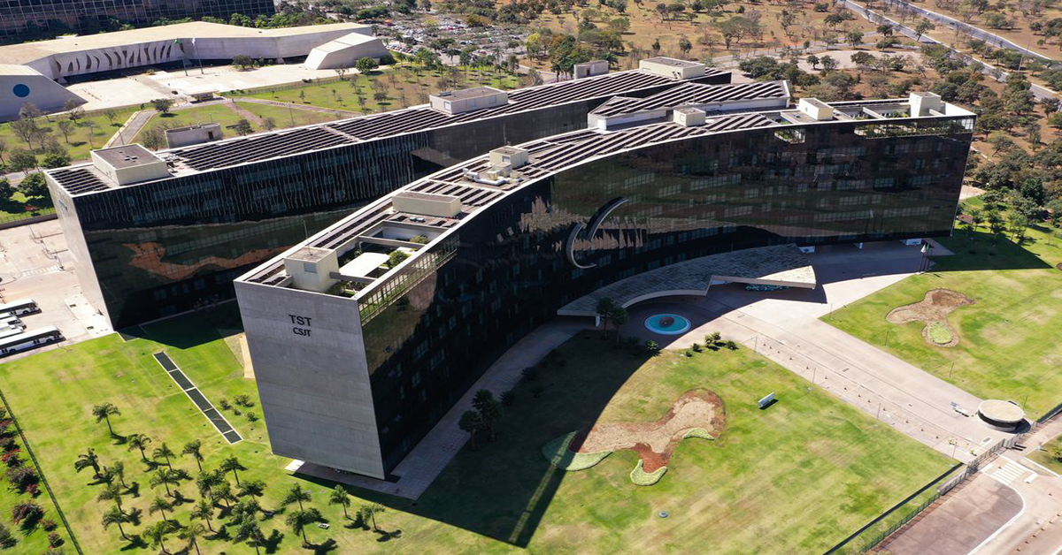 TST cancela súmulas superadas pela reforma trabalhista
