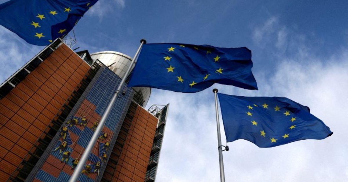 Parlamentares da UE pedem cúpula para controlar IA “muito poderosa”