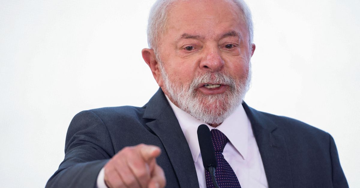 Próximos indicados ao BC defenderão interesses do governo, diz Lula a colunistas