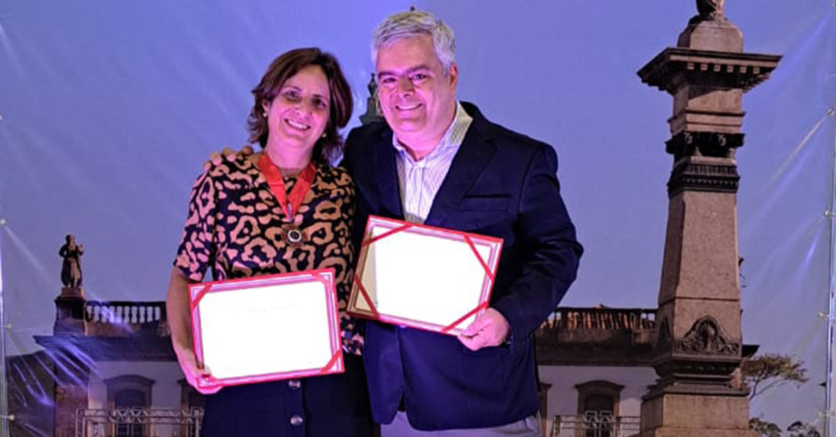 Adriana Muls recebe a Medalha da Inconfidência