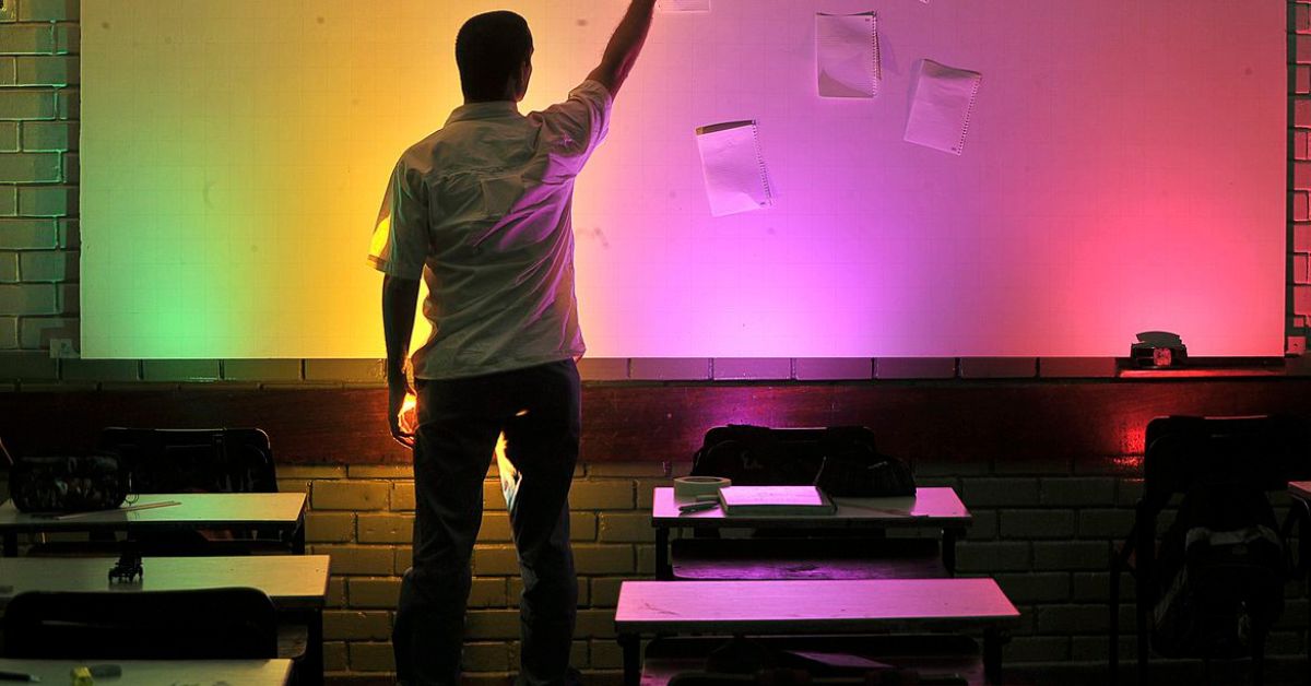 Os desafios dos docentes do ensino superior na era de fake news e desinformação