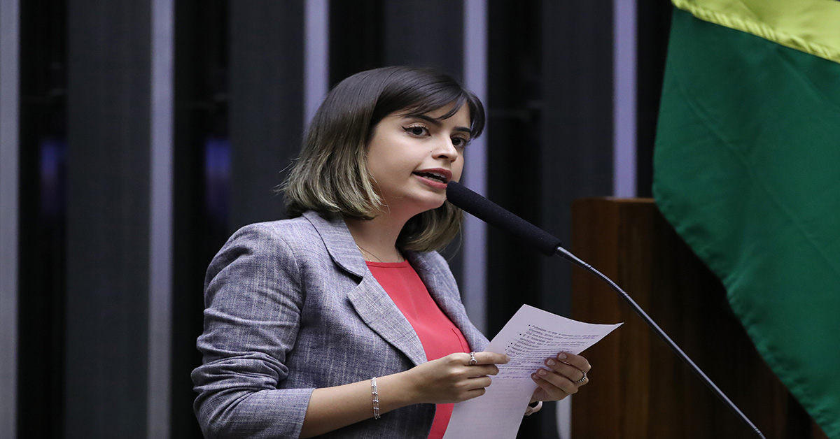 Com taxa rosa e cashback, mulheres cobram espaço na reforma tributária