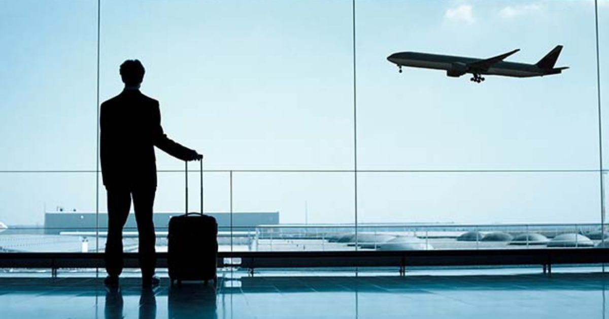 Programa de passagens aéreas até R$200 deve começar em agosto, diz ministro