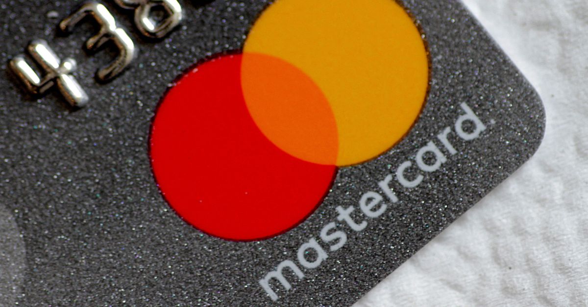 Mastercard quer expandir cartões vinculados a criptomoedas