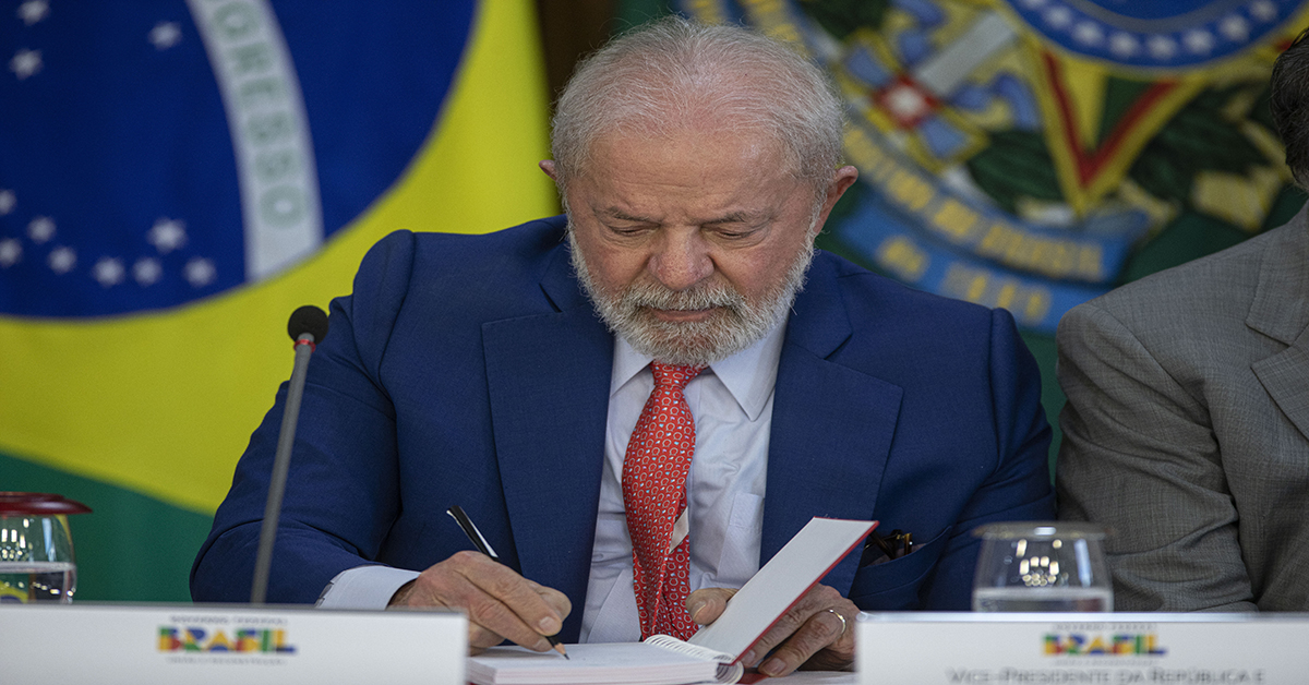 Brasil formaliza retorno à Unasul