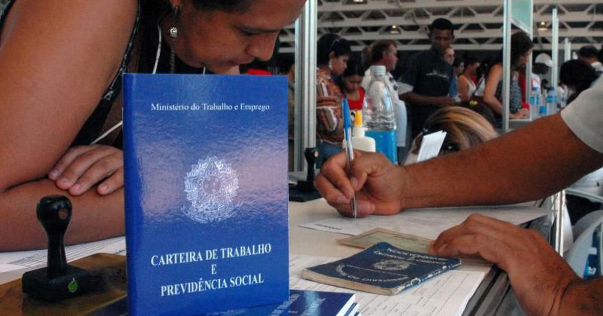 País precisa de ações integradas para reduzir o emprego informal