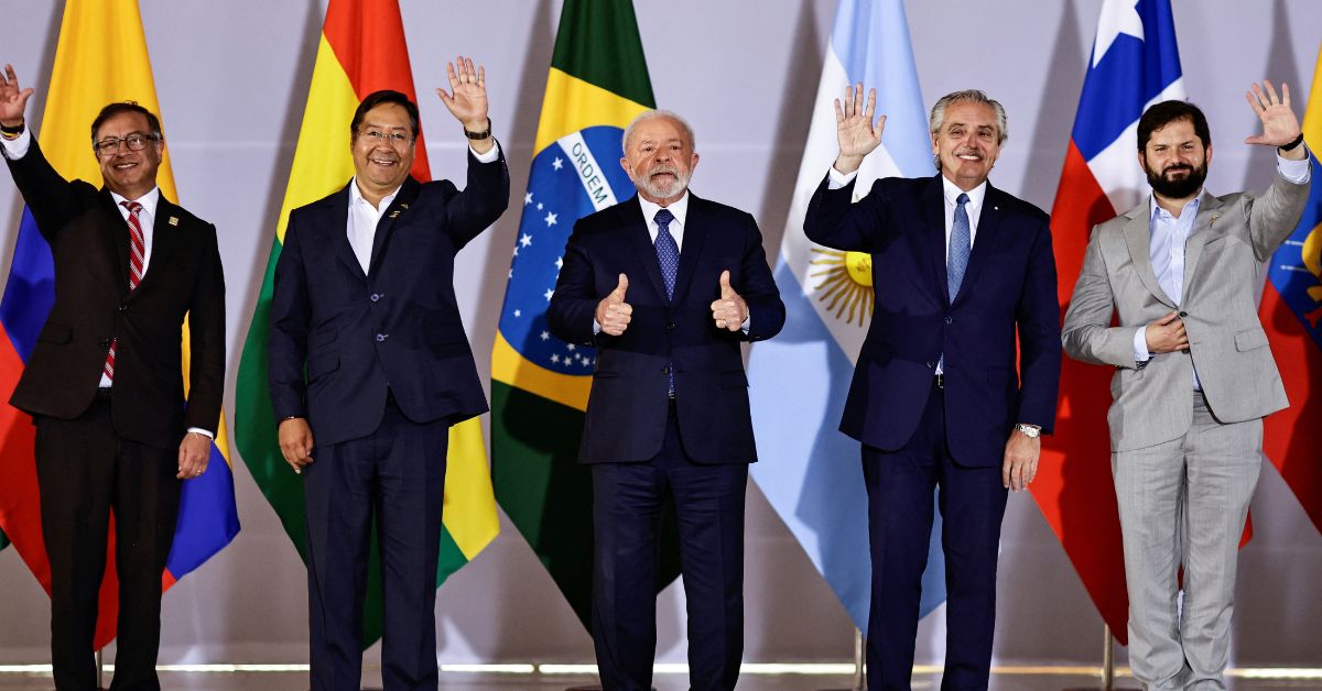 Presidente do Uruguai condena fala de Lula a Maduro sobre criação de ‘narrativa’ na Venezuela