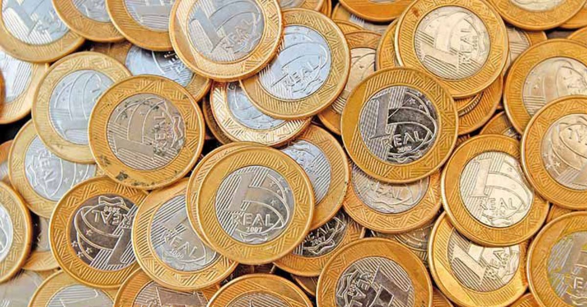 Financiamento com poupança recua em abril