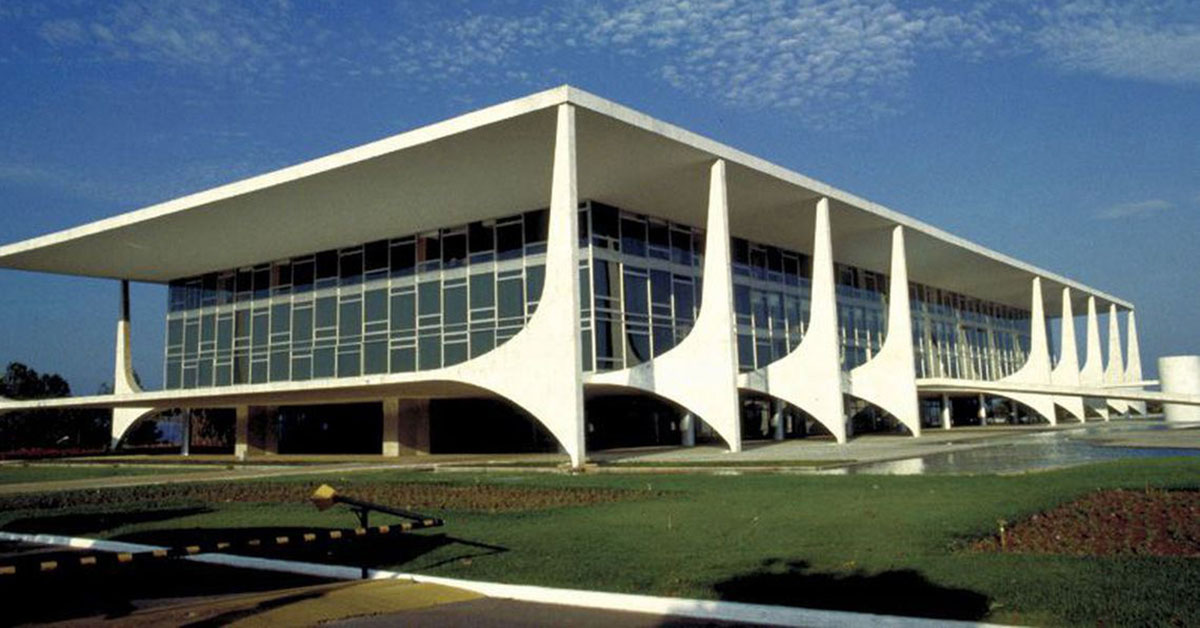 Arrecadação extra de 2022 a 2025 deve ser 50% menor
