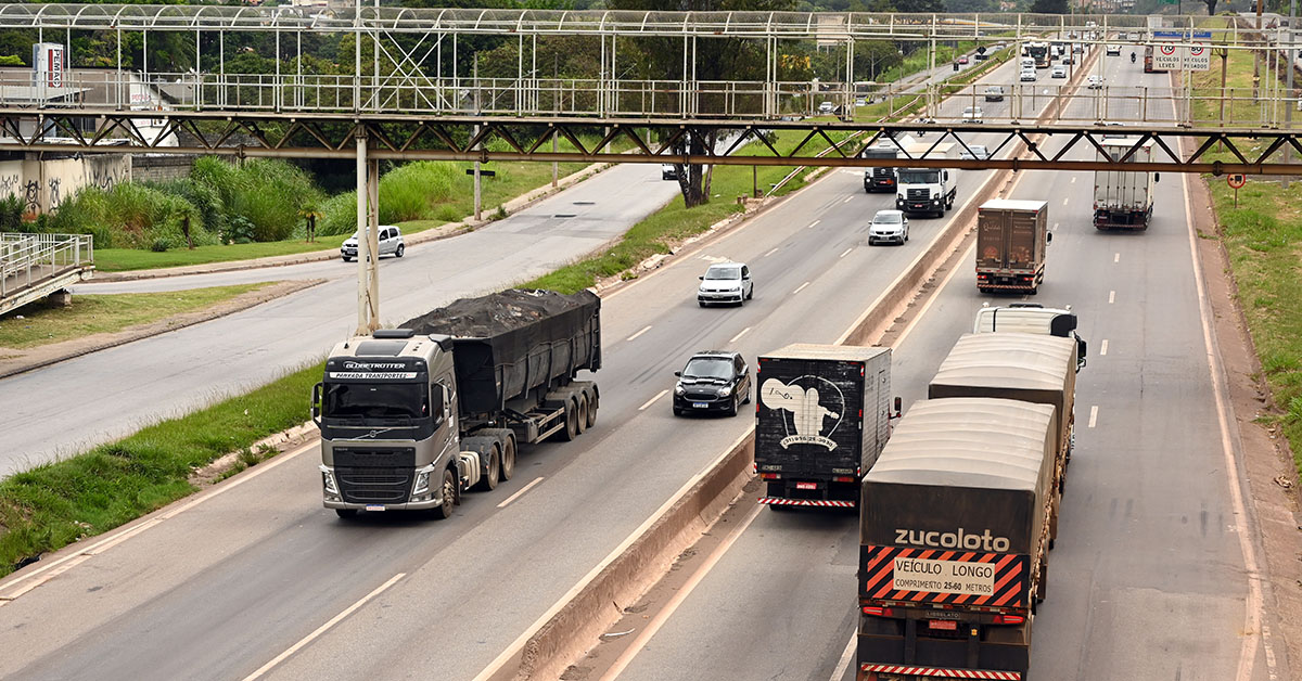 Queda no preço do diesel não garante competitividade ao setor de cargas