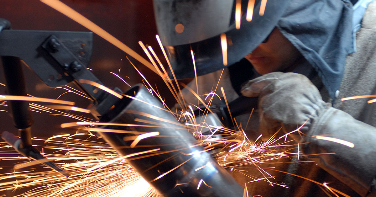 Produção industrial sobe depois de seis meses