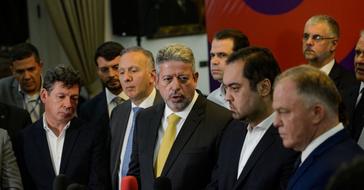 Reforma tributária deve ser votada ainda neste semestre, diz Lira