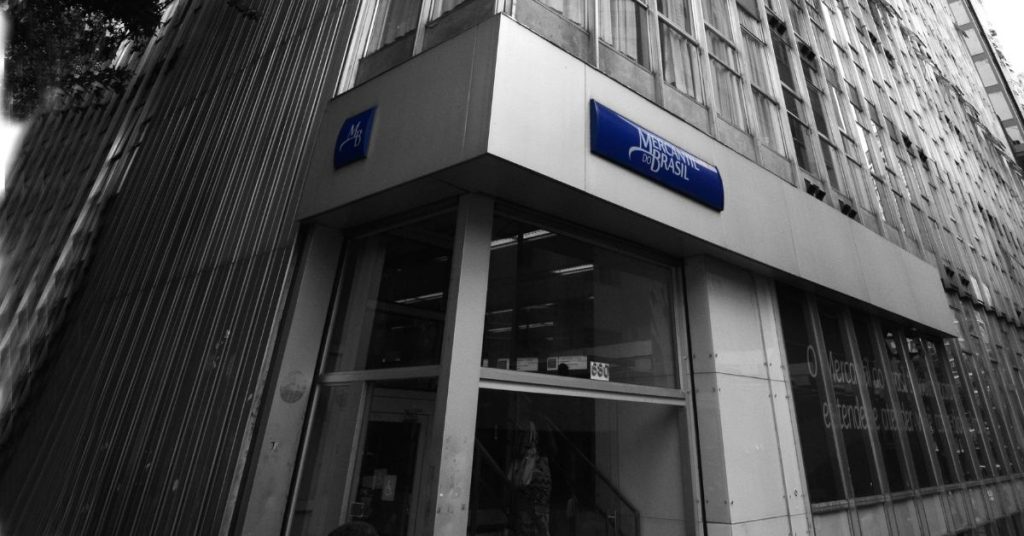 Fachada Banco Mercantil