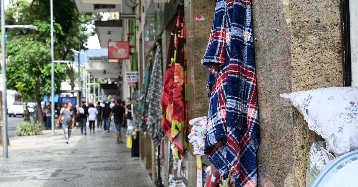 Comércio protesta na Capital contra repasse de recursos para a Embratur