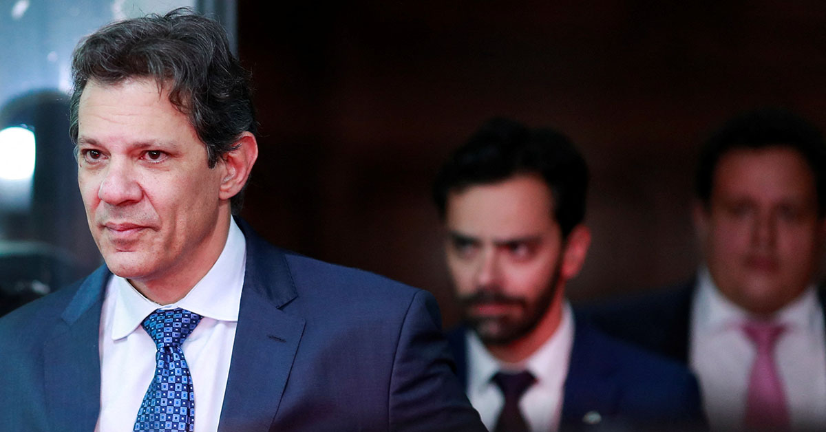 Haddad comemora aprovação de urgência