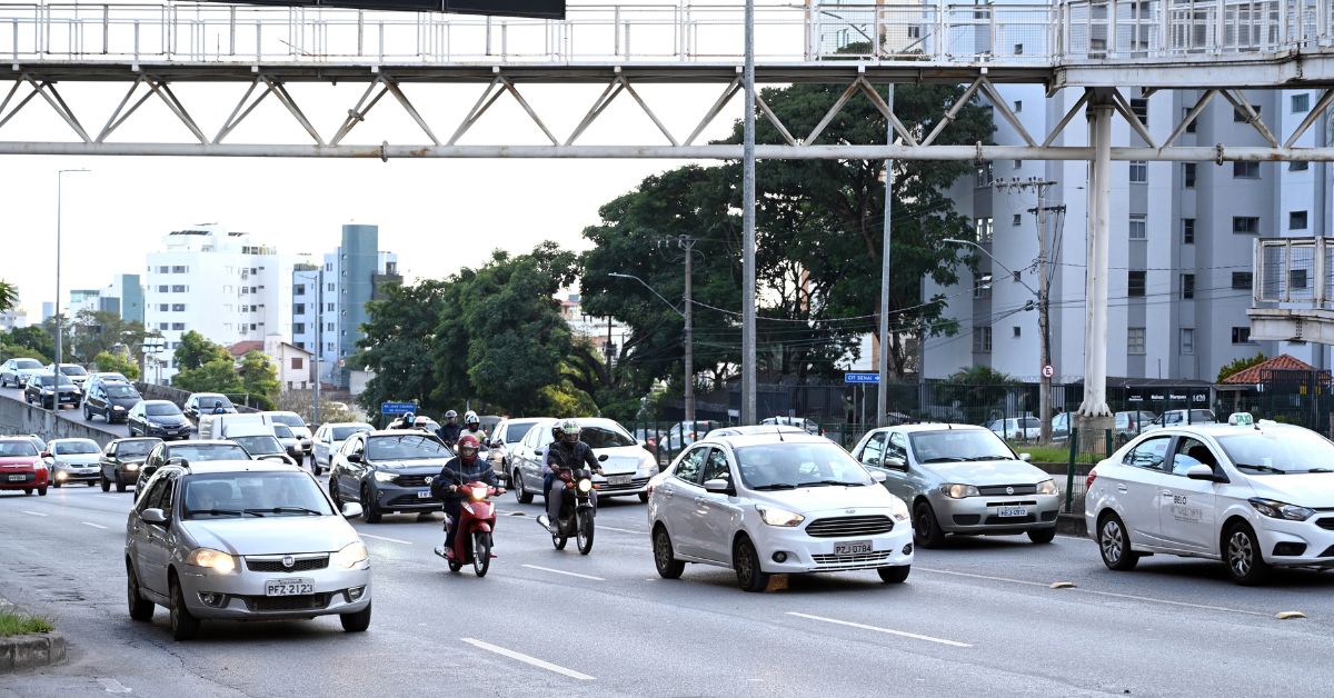 Minas já arrecadou R$ 6,4 bi com IPVA; vencimento da 3ª parcela começa dia 15