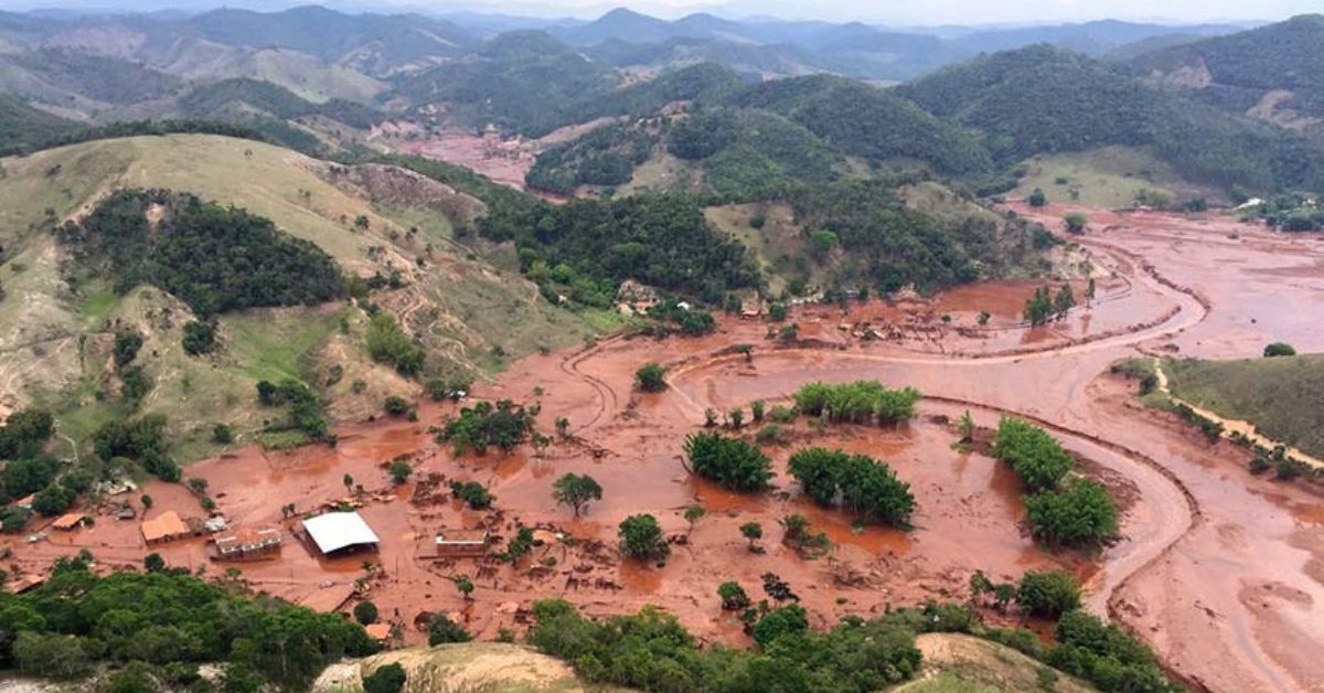 A ordem foi dada pelo juízo da 4ª Vara Federal Cível e Agrária de Belo Horizonte, no dia 19 de maio e publicada nessa quarta-feira (24) | Crédito: Corpo de Bombeiros / Divulgação