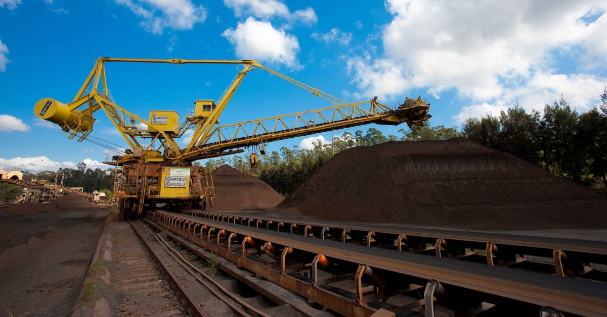Setor imobiliário chinês ameaça exportação de minério de ferro do Brasil