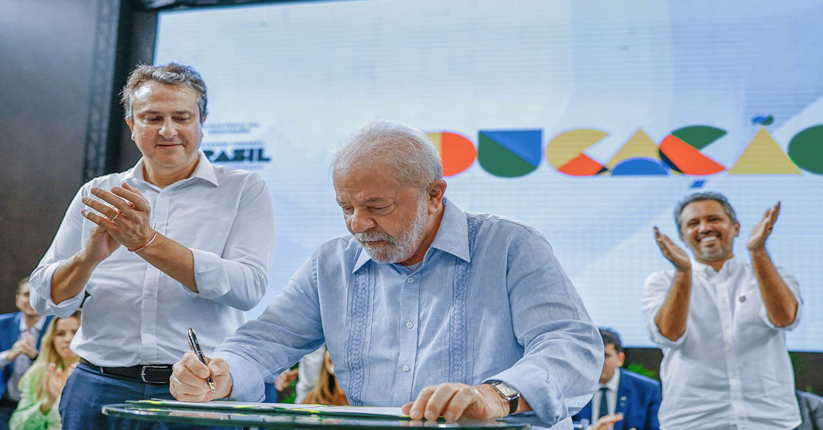 Lula diz que base de apoio será testada a cada votação